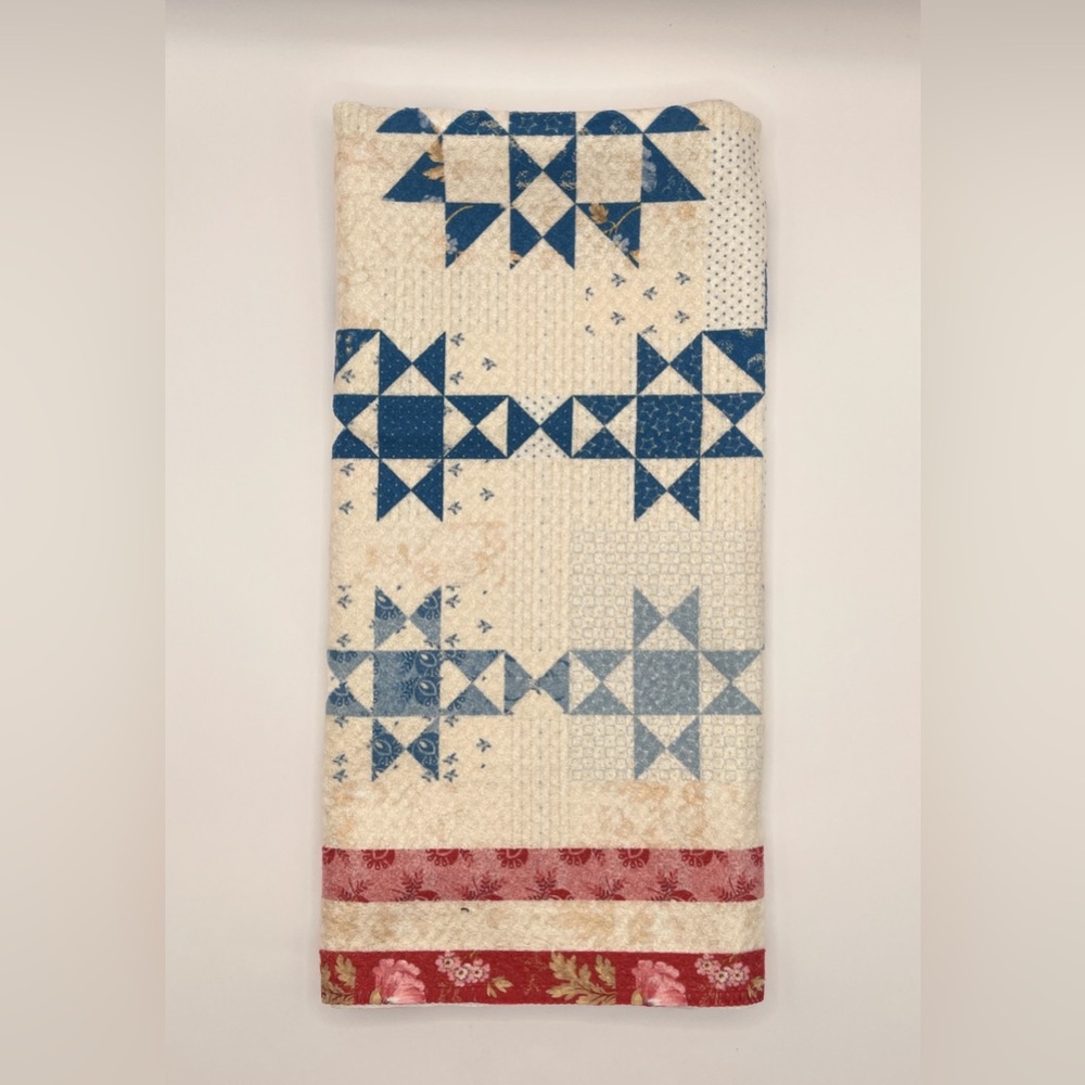 Microfiber “Sparklers” Kitchen Towels by Laundry Basket (set of two) - Picture 7 of 9